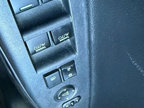 Used 2016 Honda Accord Touring image 19