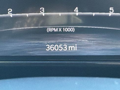 Used 2023 Jeep Grand Wagoneer Series III image 23