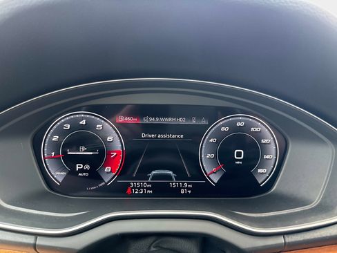 Used 2021 Audi Q5 Prestige w/ Prestige Package image 31