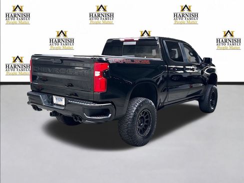 Used 2022 Chevrolet Silverado 1500 LT Trail Boss w/ Convenience Package II AWD/4WD image 6
