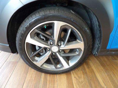 Used 2020 Hyundai Kona Ultimate w/ Cargo Package AWD/4WD image 10