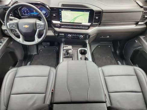 Used 2025 Chevrolet Silverado 1500 LTZ w/ Technology Package AWD/4WD image 28