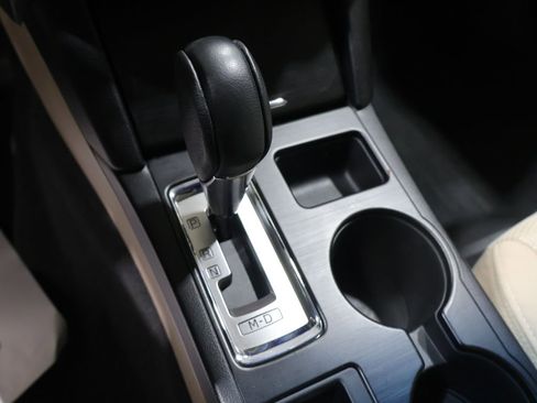 Used 2018 Subaru Outback 2.5i Premium image 29