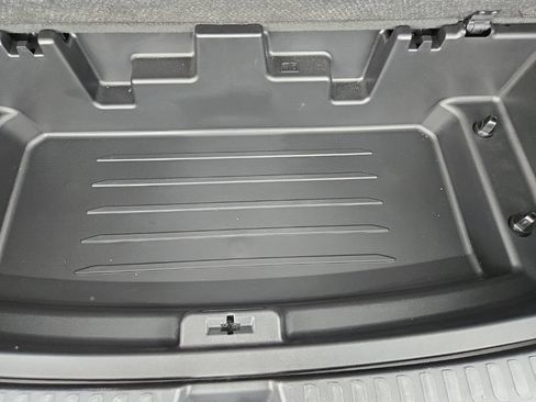 Certified 2026 Buick Enclave Preferred AWD/4WD image 12