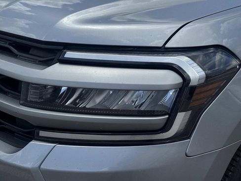Used 2024 Ford Expedition XLT RWD image 4