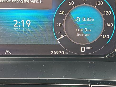 Used 2024 Volkswagen Atlas Cross Sport SE image 20