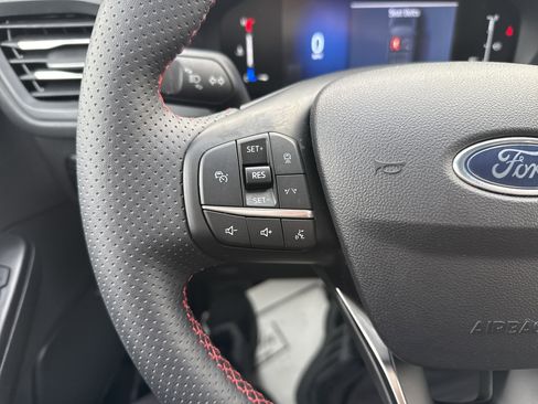 Used 2025 Ford Escape ST-Line Select w/ Tech Pack #1 image 22