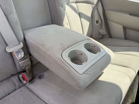 Used 2013 Subaru Outback 2.5i Premium image 32