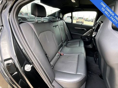 Used 2025 BMW M5 w/ Executive Package image 35