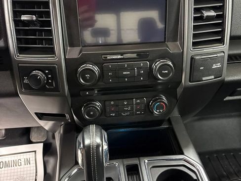 Used 2018 Ford F150 XLT w/ Equipment Group 302A Luxury AWD/4WD image 13