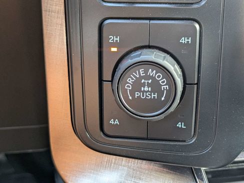 Used 2025 Ford F150 King Ranch w/ FX4 Off-Road Package AWD/4WD image 28