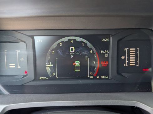 Used 2025 Toyota Tacoma SR5 w/ SR5 Upgrade Package image 19