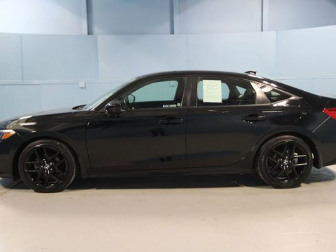 Used 2023 Honda Civic Sport image 27