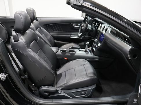 Used 2023 Ford Mustang Premium image 26