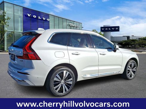 Certified 2022 Volvo XC60 B6 Inscription w/ Advanced Package image 7