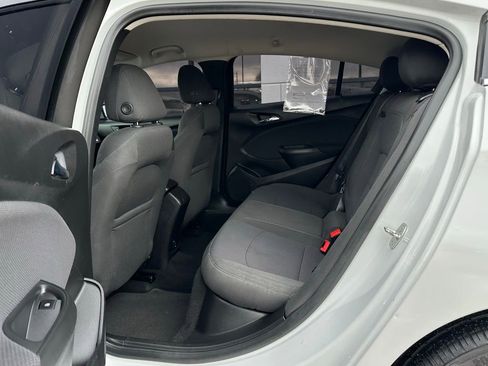 Used 2017 Chevrolet Cruze LT w/ Convenience Package image 19