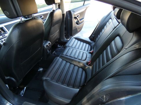 Used 2014 Volkswagen CC Sport image 43