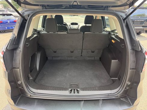 Used 2017 Ford Escape S FWD image 12