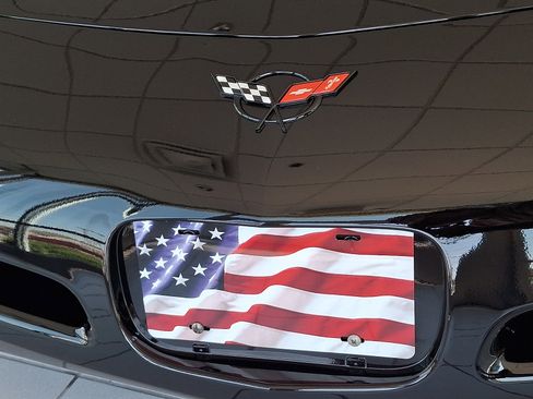 Used 2004 Chevrolet Corvette Convertible w/ Preferred Equipment Group image 34