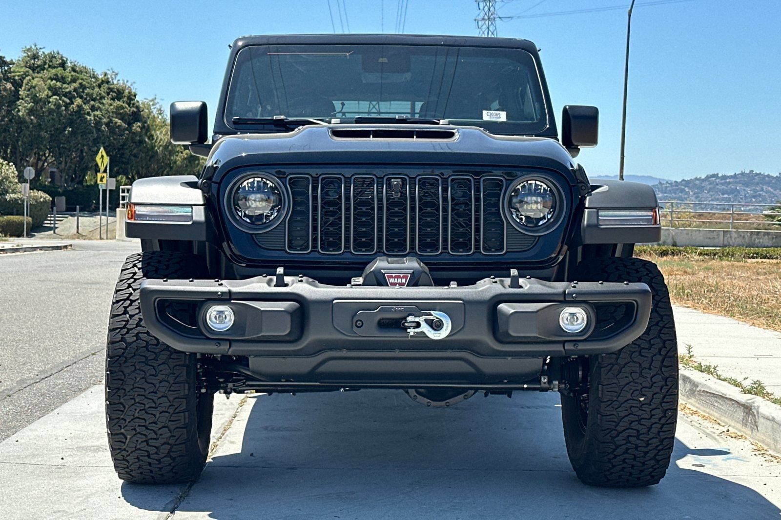 New 2026 Jeep Wrangler Unlimited Rubicon 392 w/ Quick Order Package 27X Moab AWD/4WD image 9