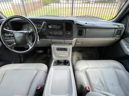 Used 2002 Chevrolet Tahoe LT image 21