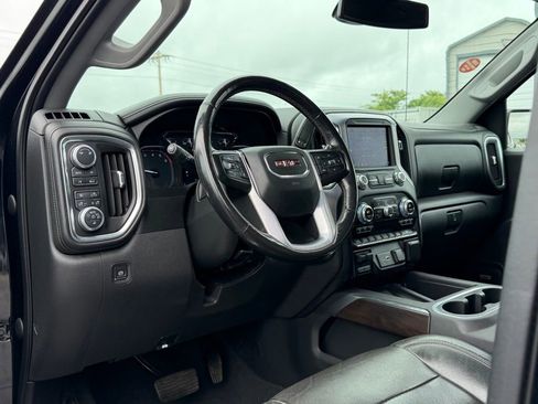 Used 2019 GMC Sierra 1500 SLT w/ SLT Convenience Package AWD/4WD image 11