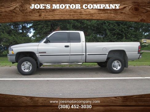 Used 1999 Dodge Ram 2500 Truck 4x4 Quad Cab image 1