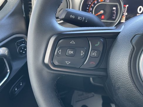 Used 2023 Jeep Wrangler Sport image 17