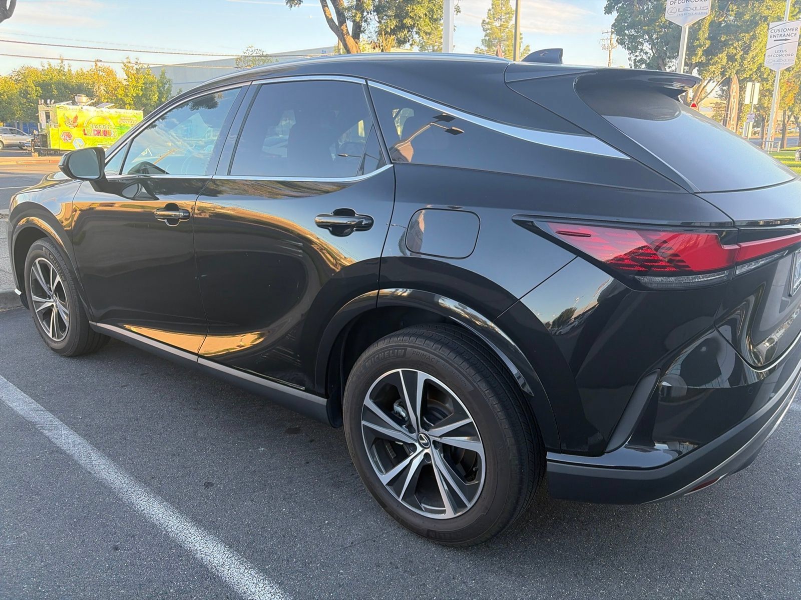 Used 2024 Lexus RX 350 Premium w/ Convenience Package AWD/4WD image 1