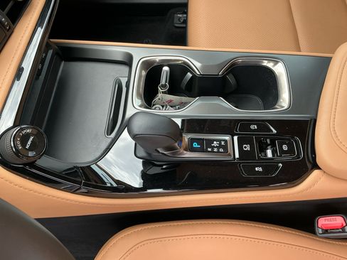 Used 2025 Lexus NX 250 FWD image 15