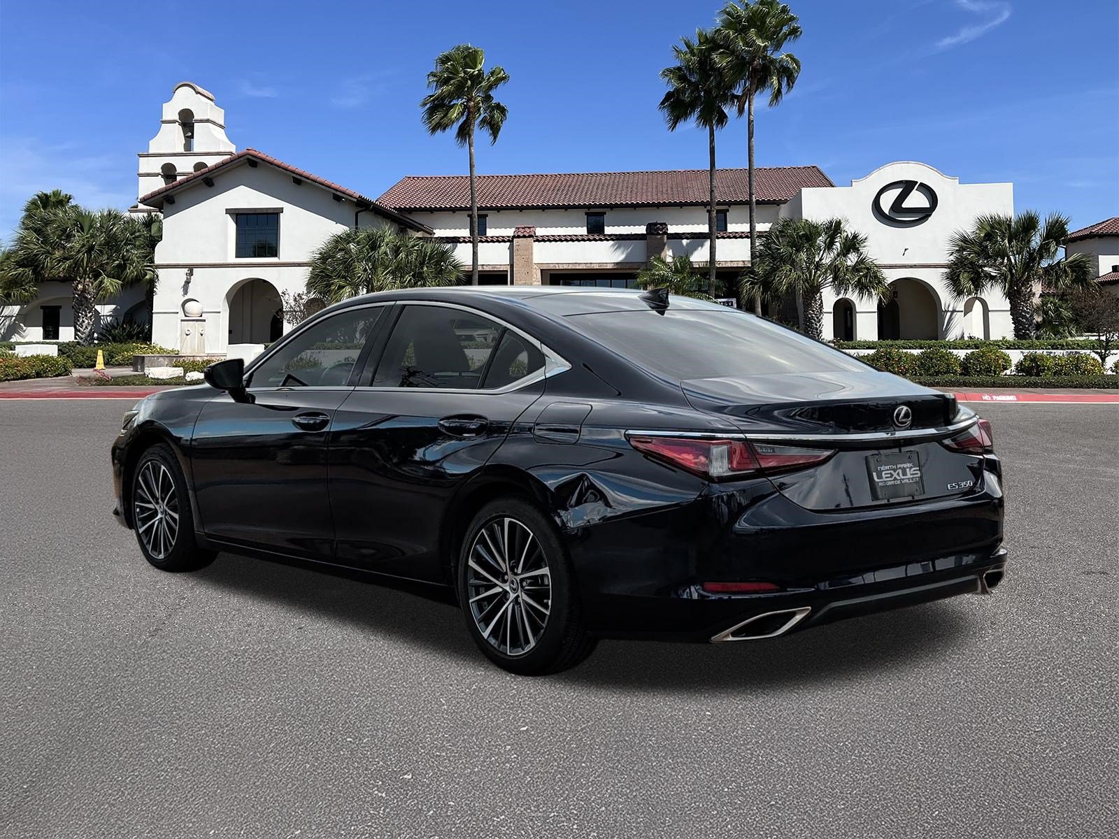 Used 2025 Lexus ES 350 w/ Premium Package FWD image 4
