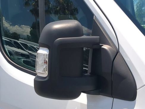 Used 2025 RAM ProMaster 2500 w/ Convenience Group FWD image 12