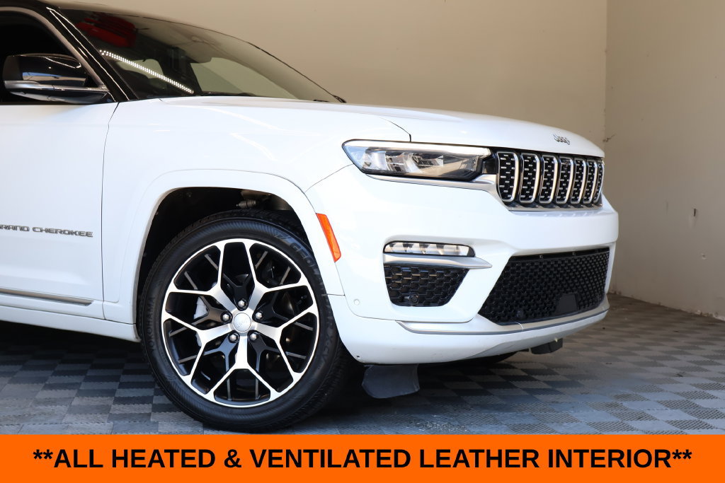 Used 2022 Jeep Grand Cherokee Summit AWD/4WD image 3