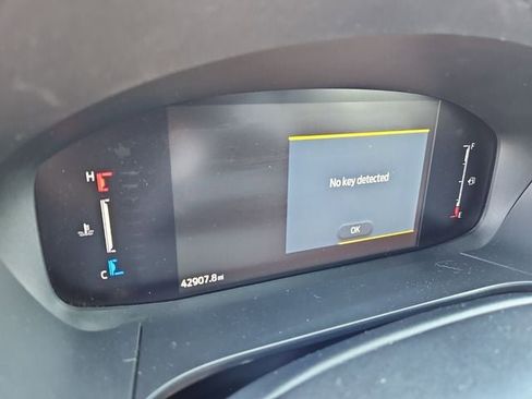 Used 2025 Ford Escape ST-Line Select image 24