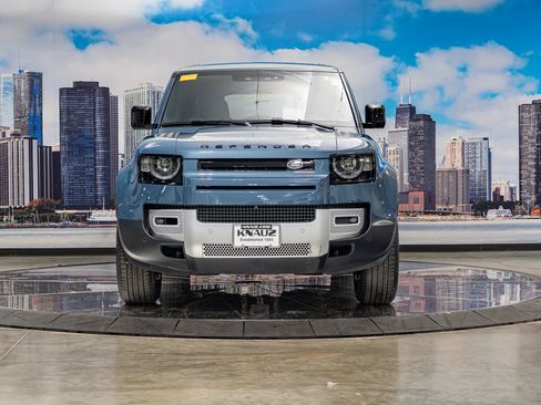 Used 2025 Land Rover Defender 110 S AWD/4WD image 3