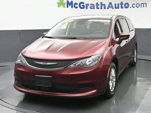 Used 2023 Chrysler Voyager LX FWD image 22