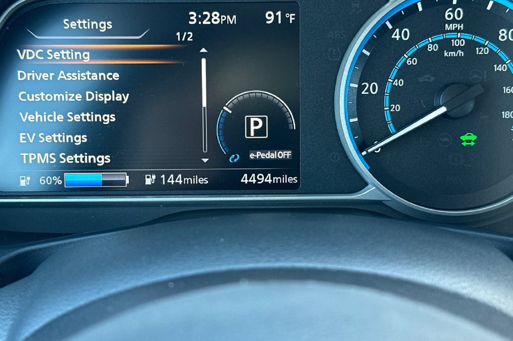 Used 2025 Nissan Leaf SV Plus FWD image 25