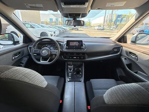 Used 2023 Nissan Rogue SV FWD image 26