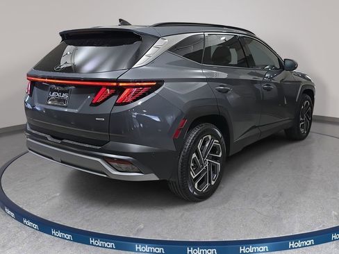 Used 2025 Hyundai Tucson Limited image 6