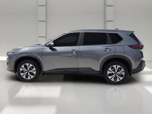 Used 2022 Nissan Rogue SV AWD/4WD image 2