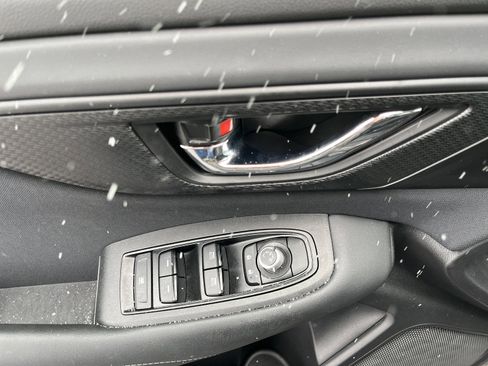 Used 2024 Subaru Outback Premium image 19