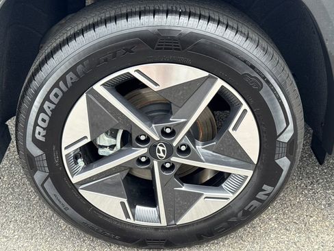 Certified 2025 Hyundai Tucson SEL AWD/4WD image 17