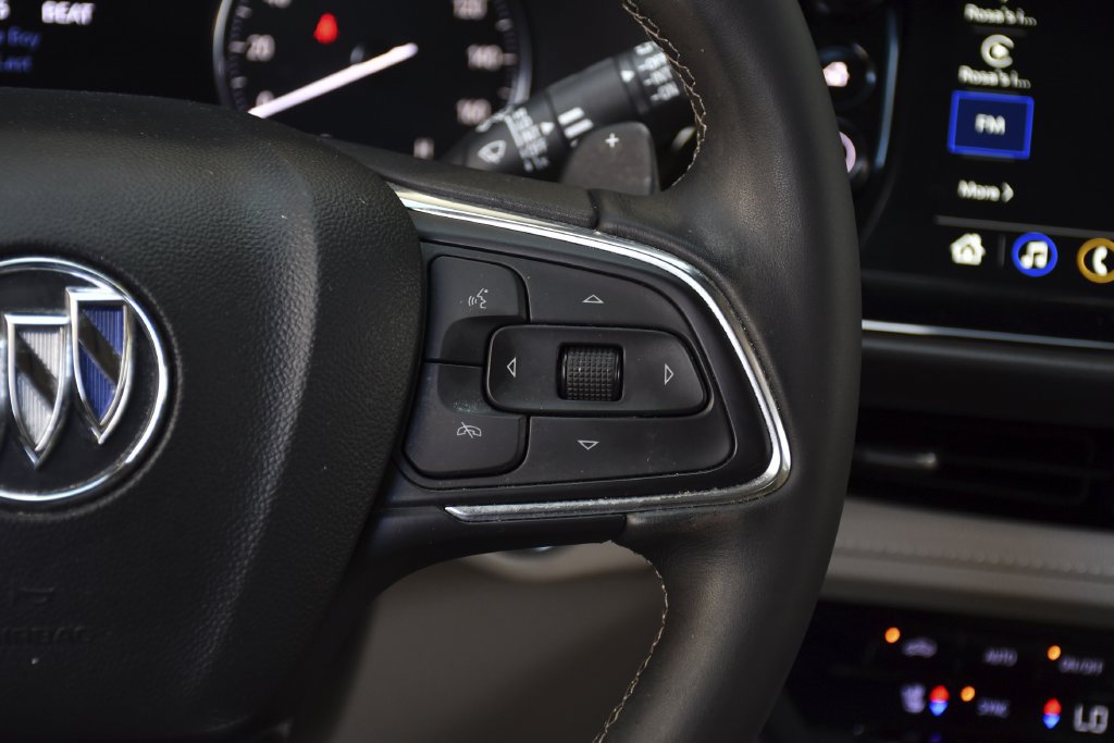Used 2022 Buick Envision Avenir w/ Technology Package II FWD image 9