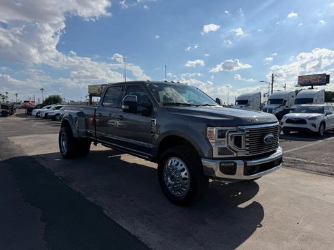 Used 2022 Ford F350 Lariat w/ Lariat Ultimate Package AWD/4WD image 14