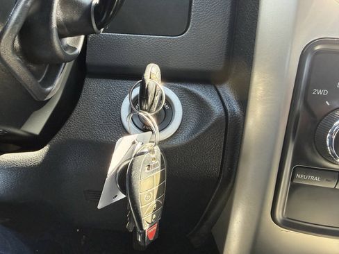 Used 2014 RAM 2500 Big Horn AWD/4WD image 29