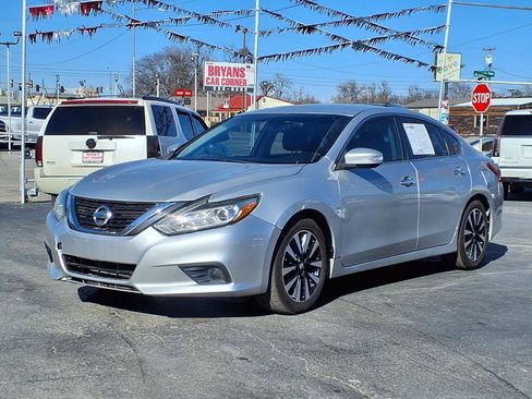 Used 2018 Nissan Altima 2.5 SL image 1