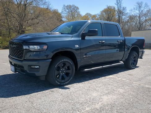 New 2026 RAM 1500 Express AWD/4WD image 6