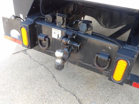 Used 2023 Ford F650 2WD Regular Cab Super Duty image 4