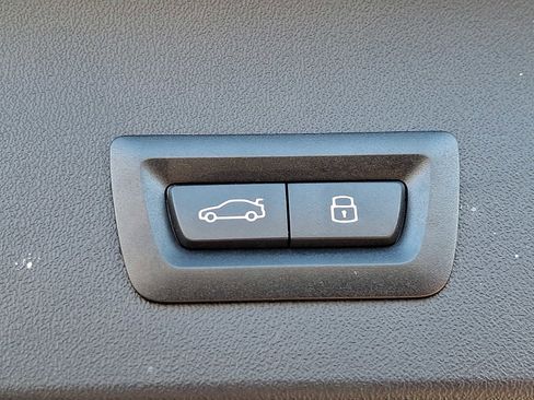 Used 2025 BMW X3 xDrive30i w/ Premium Package image 28