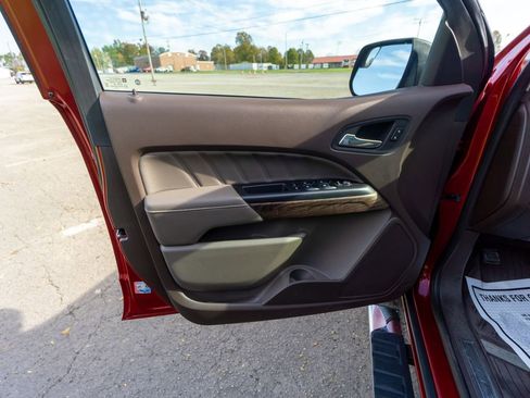 Used 2021 GMC Canyon Denali image 15